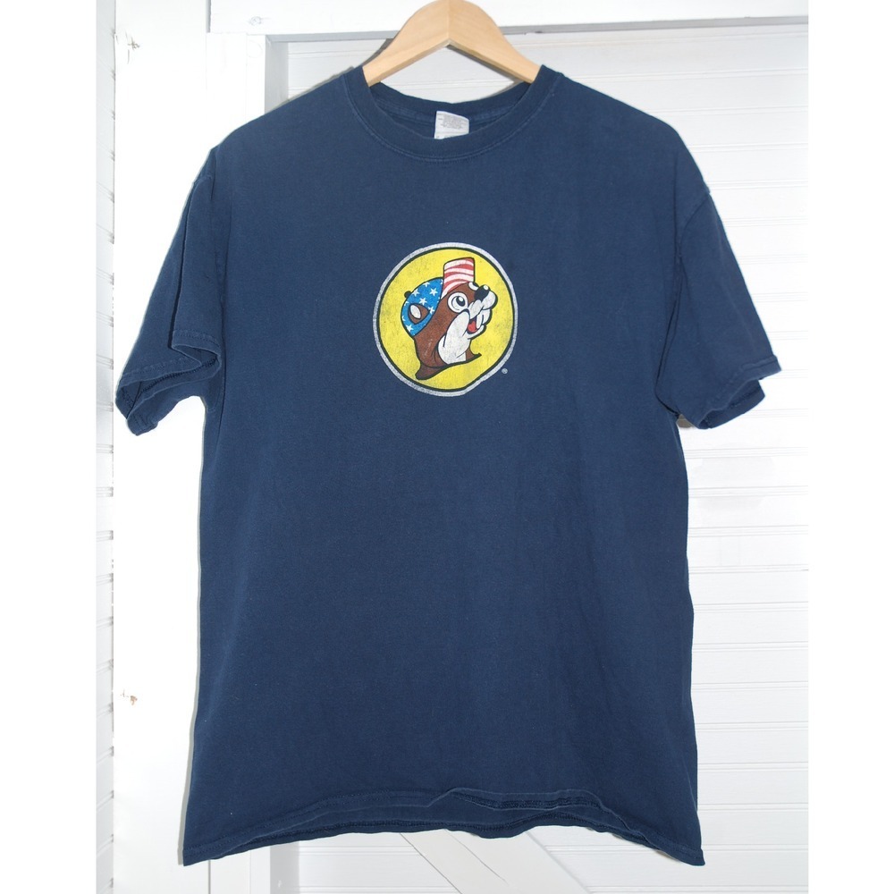 Buc-ee's T-shirt blue "Land of the free,‎ Home of the Beaver" size Large men's